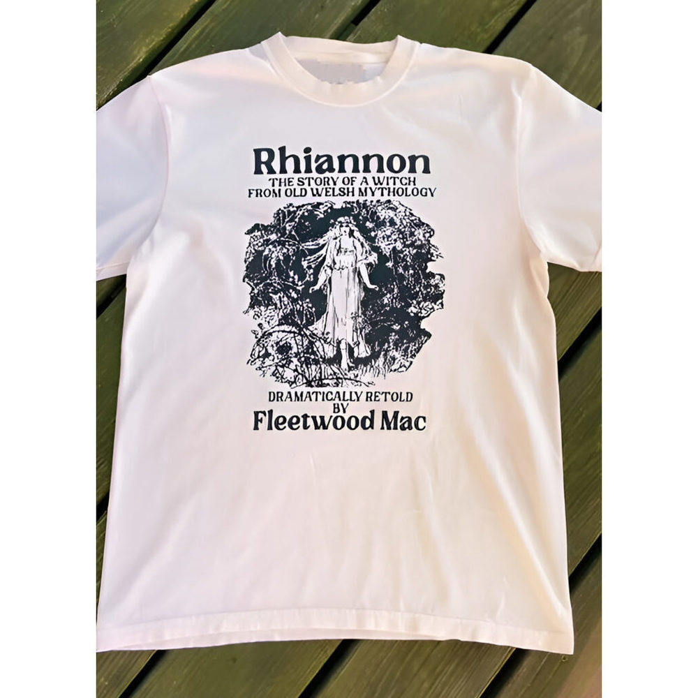 Stevie Nicks Rhiannon Shirt. Fits like a women’s small.
